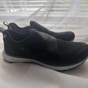 TIEM Slipstream Cycle Sneaker Shimano SPD Cleats